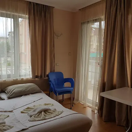 בית הארחה Nikolovi פרימורסקו